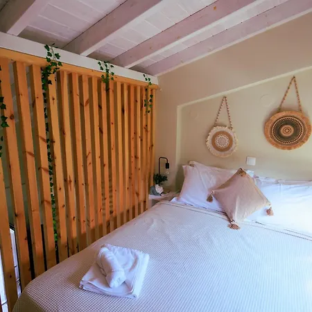 Country house Gardy Nea Kallikrateia