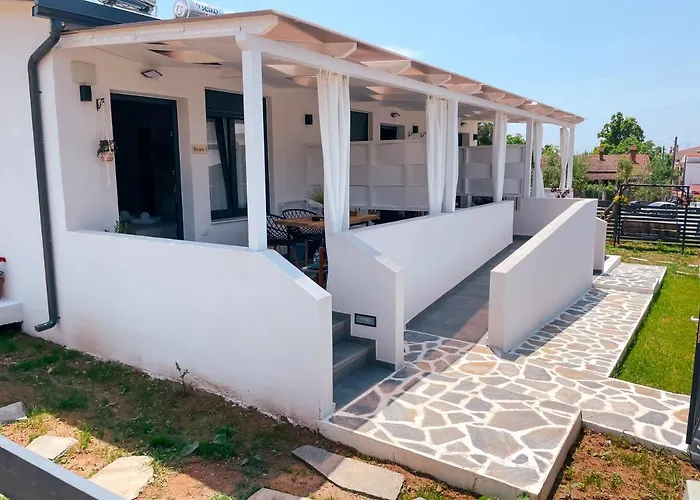 Gardy Landsted Nea Kallikrateia